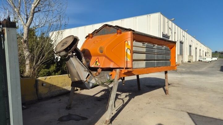 - GILETTA BRINE SALT SHAKER HF6040ID